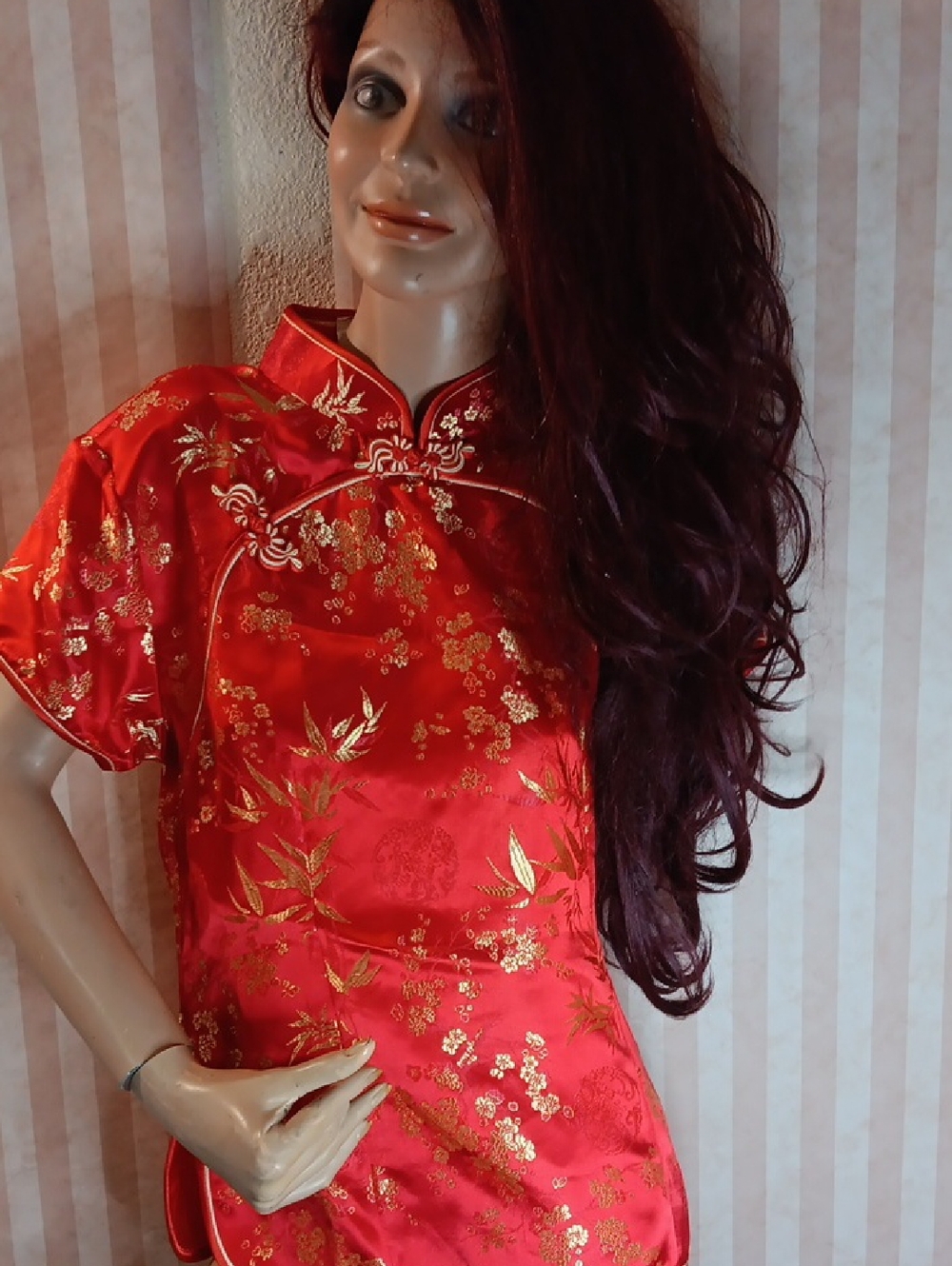 Source Unknown Red and Gold Satin Mandarin Collar Blouse